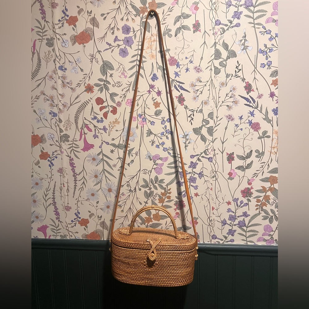 Wicker purse